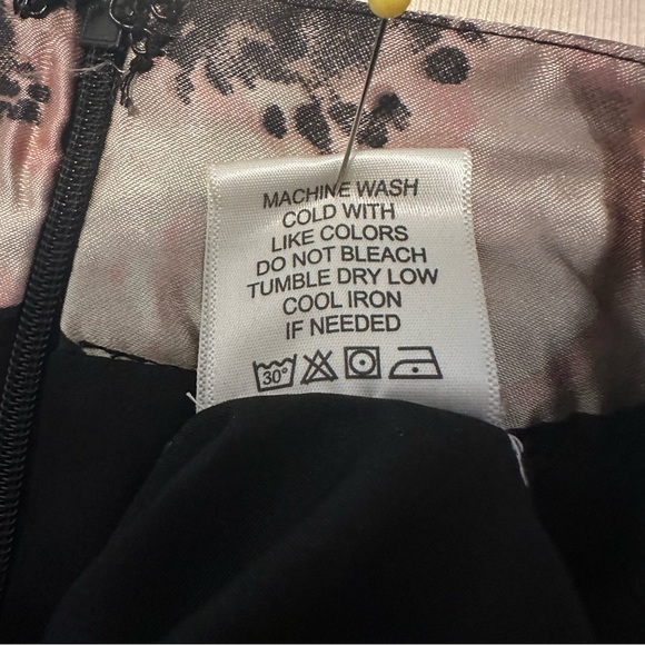 Floral Black and Pink Midi Skirt - Picture 6 of 8